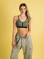 NIKE INDY VNECK BRA