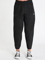 NIKE ESSENTIALS STRETCH WOVEN PANT - CLEARANCE