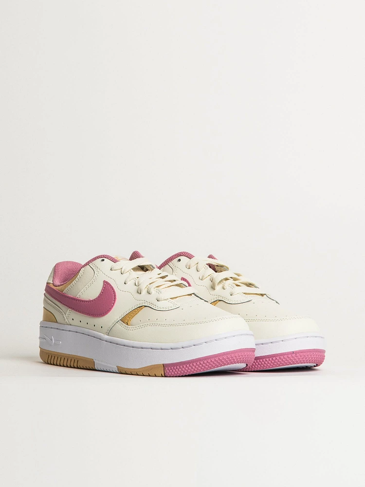 BASKETS FEMME NIKE GAMMA FORCE - PEARL