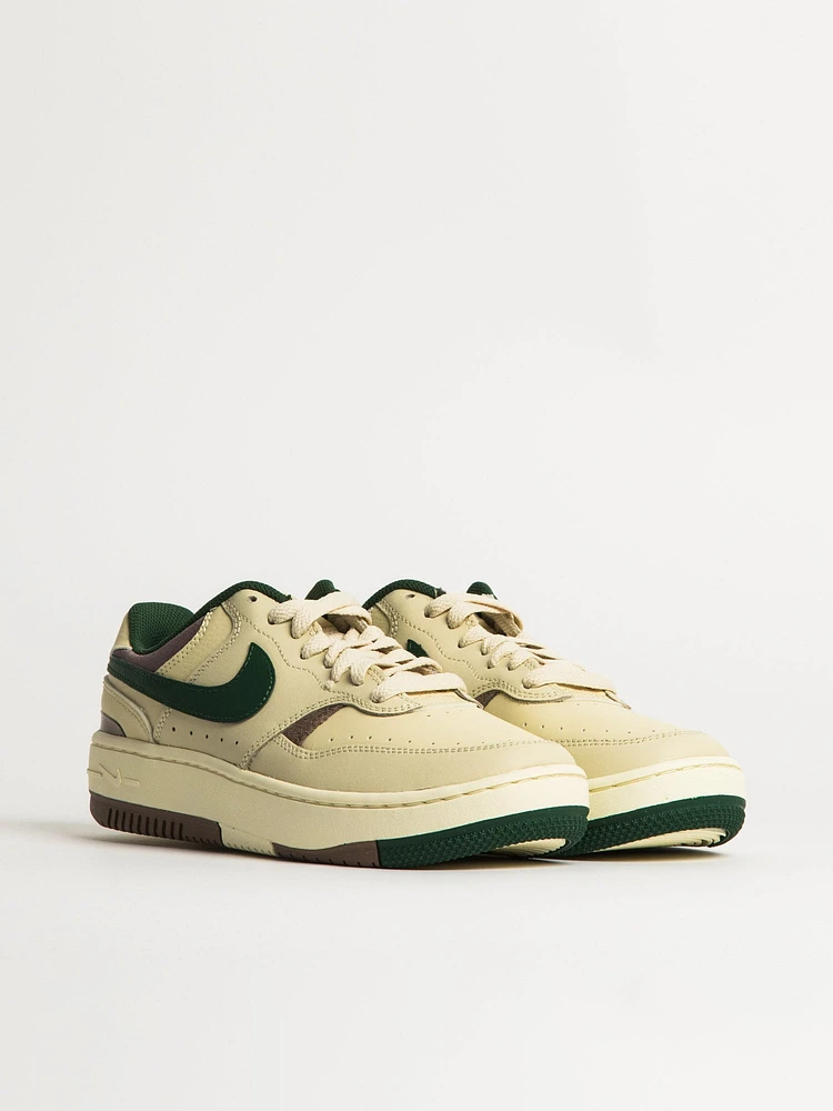 BASKETS FEMME NIKE GAMMA FORCE