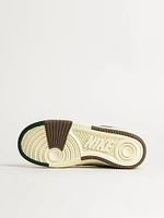 BASKETS FEMME NIKE GAMMA FORCE