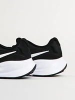 WOMENS NIKE REVOLUTION 7 RUNNING SHOE - BLACK/WHITE