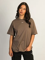 NIKE SPORTSWEAR ESSENTIAL OVERSIZED T-SHIRT