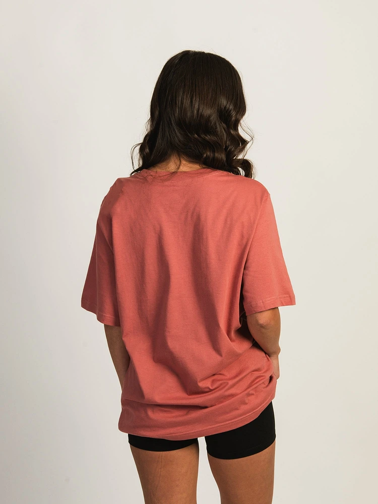 NIKE SPORTSWEAR ESSENTIAL T-SHIRT