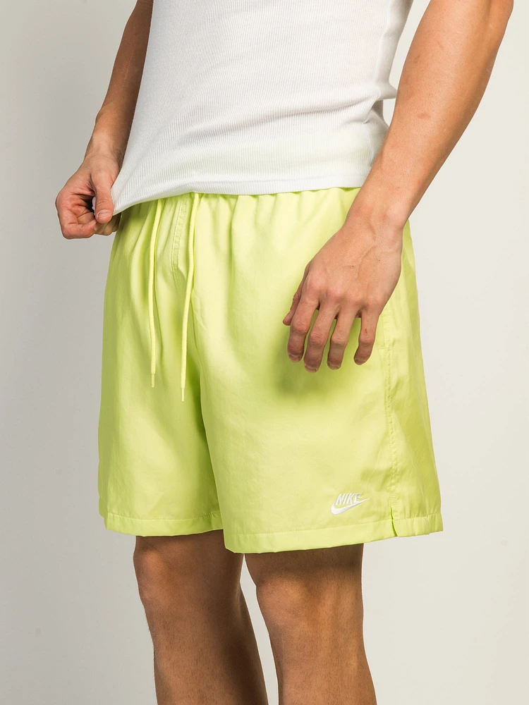 SHORT NIKE CLUB WOVEN FLOW - CITRON