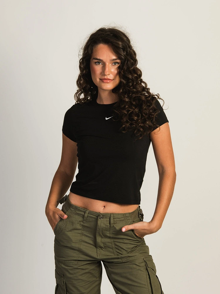 NIKE SPORTSWEAR MOD CROP T-SHIRT