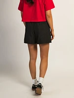 NIKE SPORTSWEAR ESSENTIAL WOVEN SHORT