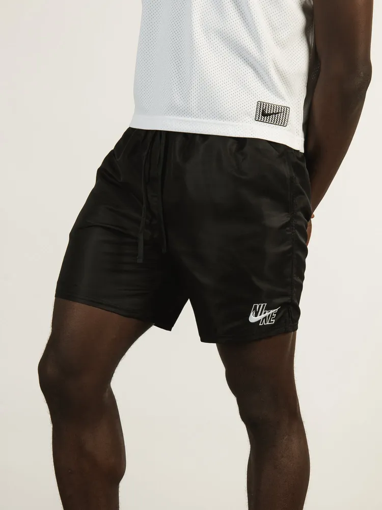 NIKE ESSENTIALS LOGO LAP 7" VOLLEY SHORT