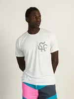 NIKE SHORT SLEEVE HYDROGUARD - CLEARANCE