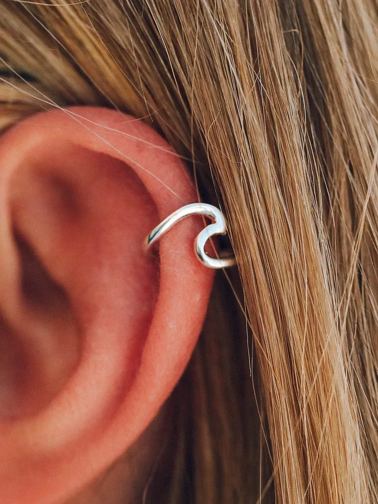 WAVE EAR CUFF