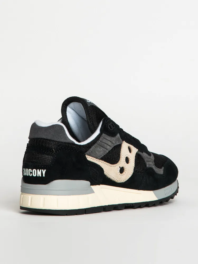 WOMENS SAUCONY SHADOW 5000