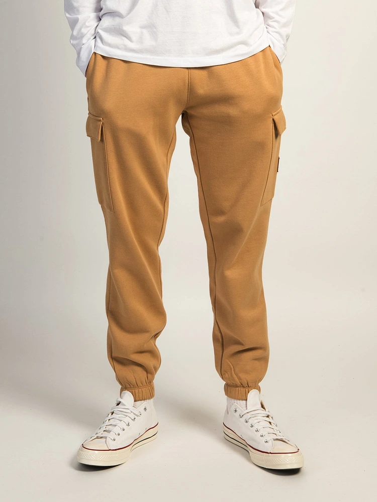 TIMBERLAND WOVEN BADGE CARGO SWEATPANTS