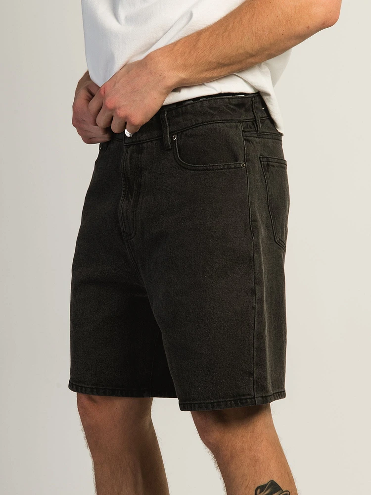 SHORT EN DENIM TEINTÉ - LAVAGE NOIR