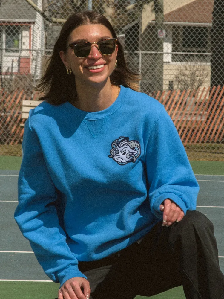 RUSSELL UNC CREWNECK