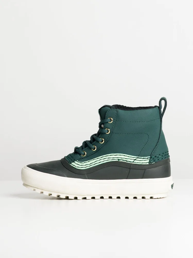 WOMENS VANS STANDARD MID SNOW MTE BOOT