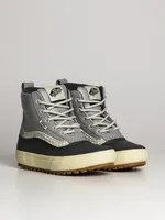 WOMENS VANS STANDARD MID SNOW MTE BOOT - CLEARANCE