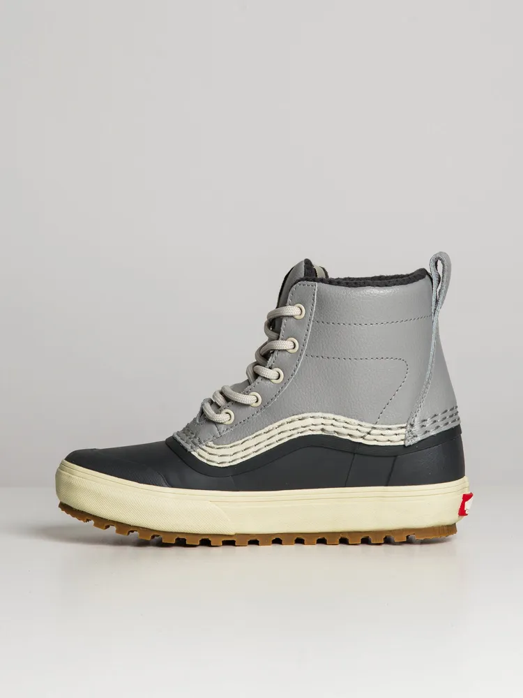 WOMENS VANS STANDARD MID SNOW MTE BOOT - CLEARANCE