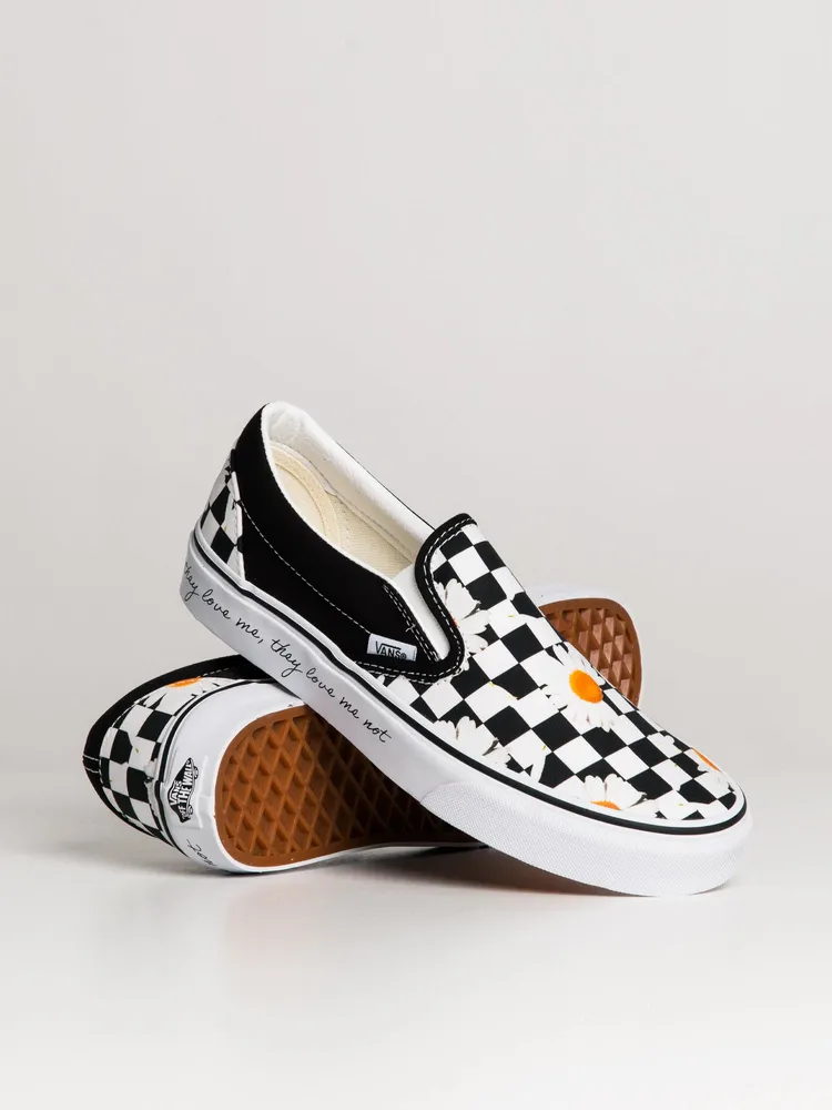 WOMENS VANS CLASSIC SLIP ON LOVE ME NOT SNEAKER - CLEARANCE