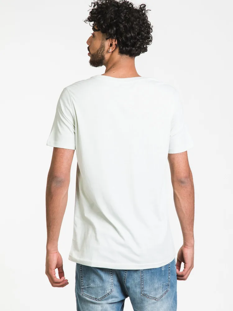 VICTOR VNECK T-SHIRT