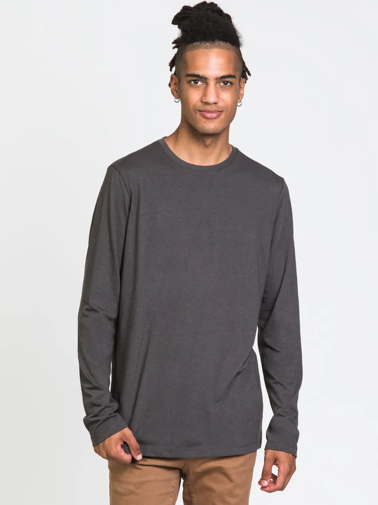 BOATHOUSE LONG SLEEVE CREWNECK TEE