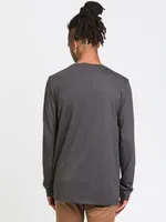 BOATHOUSE LONG SLEEVE CREWNECK TEE