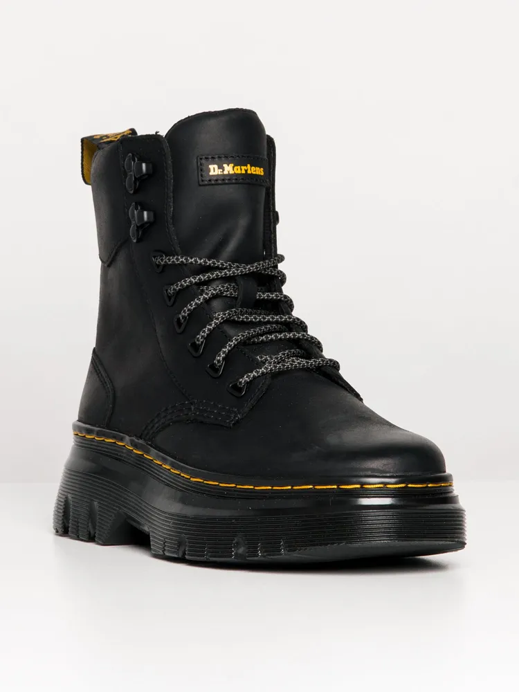 WOMENS DR MARTENS TARIK WYOMING BOOT - CLEARANCE