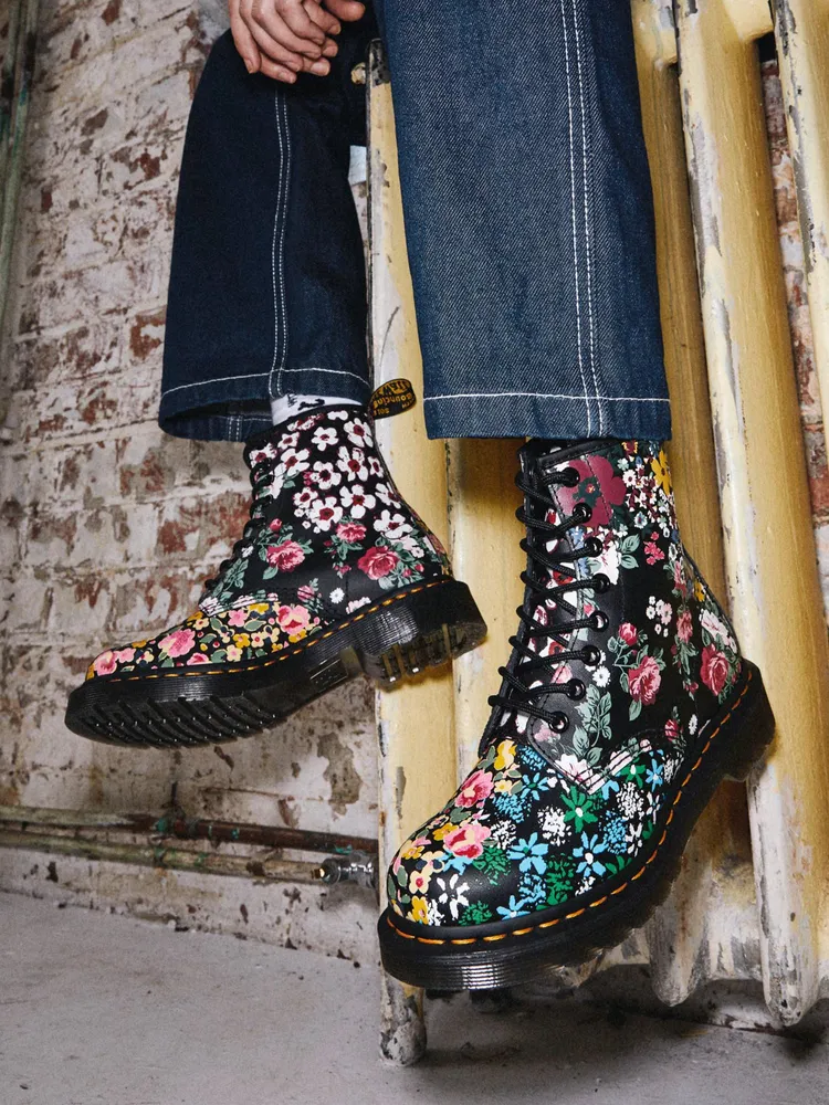 WOMENS DR MARTENS 1460 FLORAL MASH UP BACKHAND BOOT - CLEARANCE