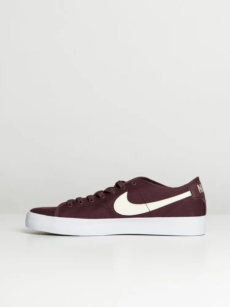 MENS NIKE SB BLAZER COURT SNEAKER - CLEARANCE