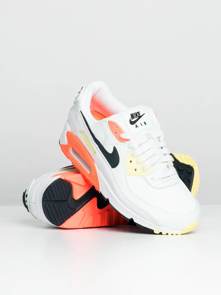 WOMENS NIKE AIR MAX 90 SNEAKER - CLEARANCE