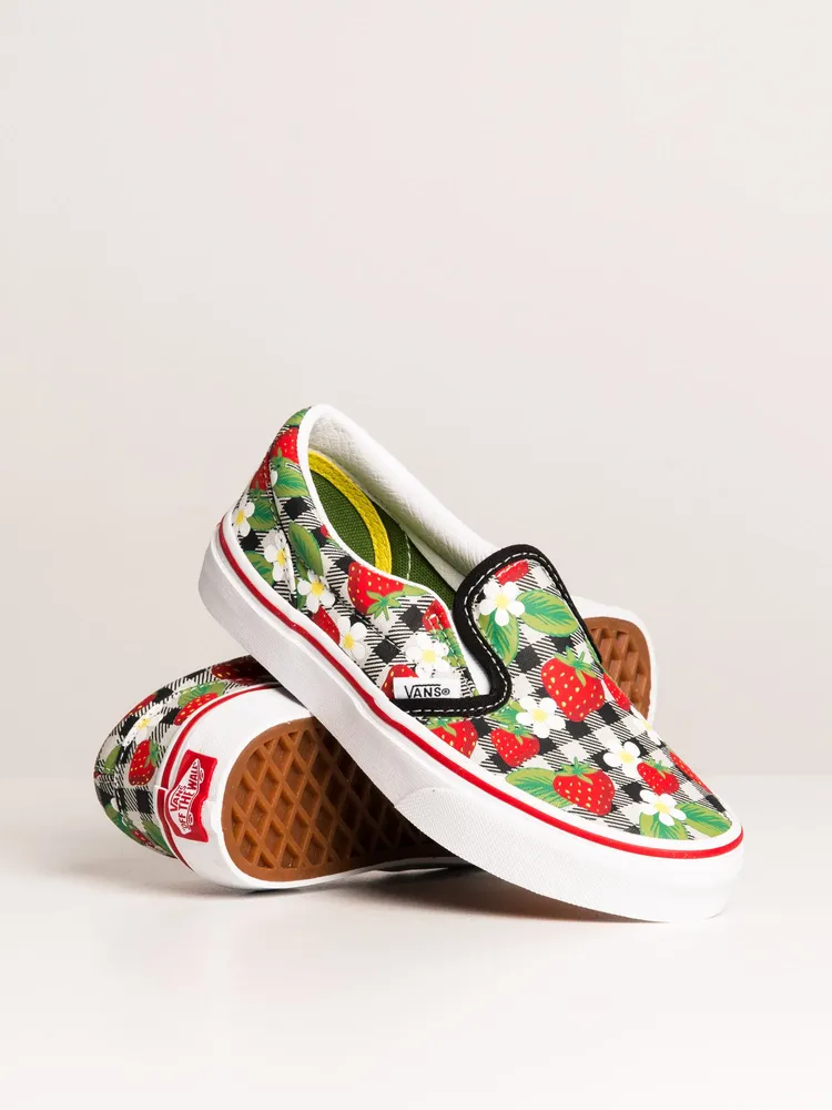 VANS KIDS CLASSIC SLIP ON STRAWBERRY GINGHAM SNEAKER - CLEARANCE