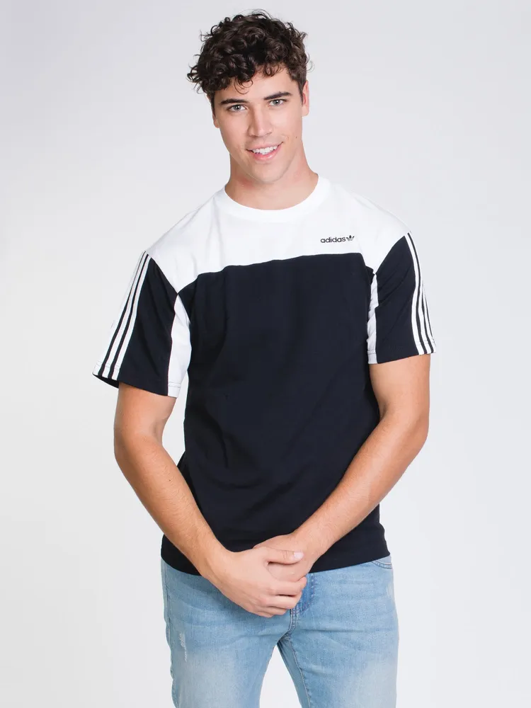 ADIDAS CLASSICS SHORT SLEEVE T-SHIRT - CLEARANCE