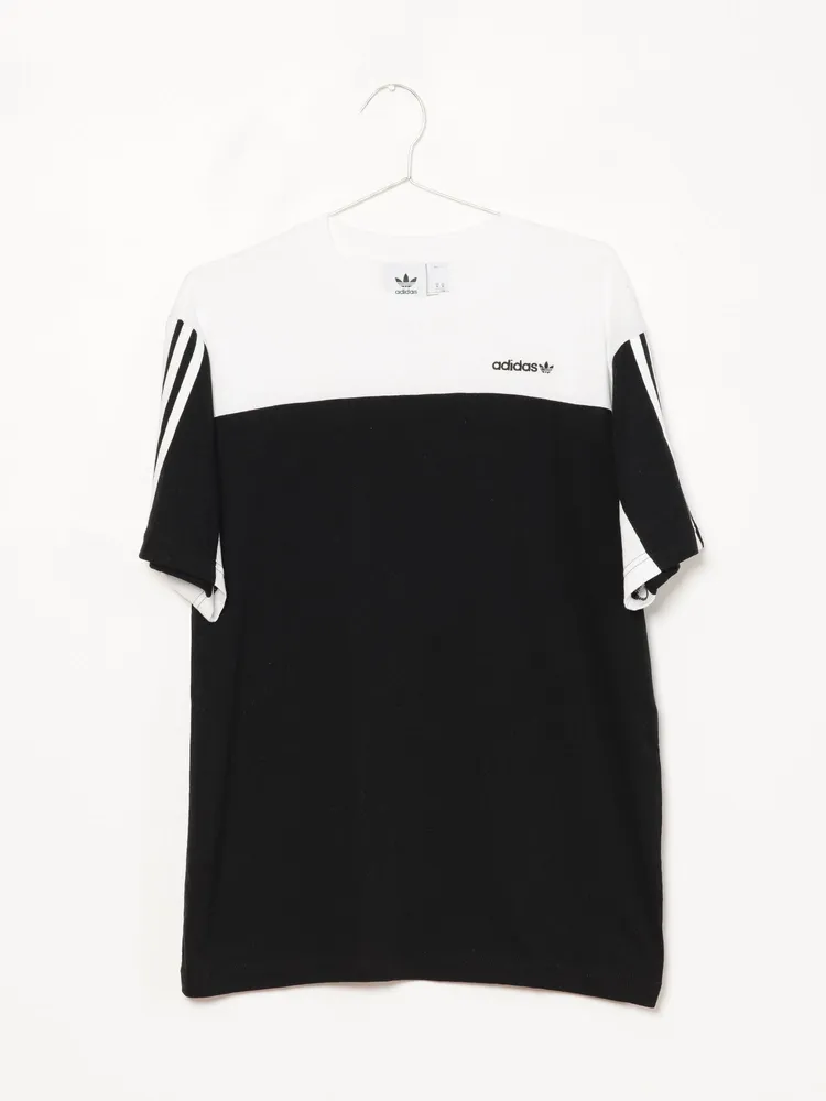 ADIDAS CLASSICS SHORT SLEEVE T-SHIRT - CLEARANCE