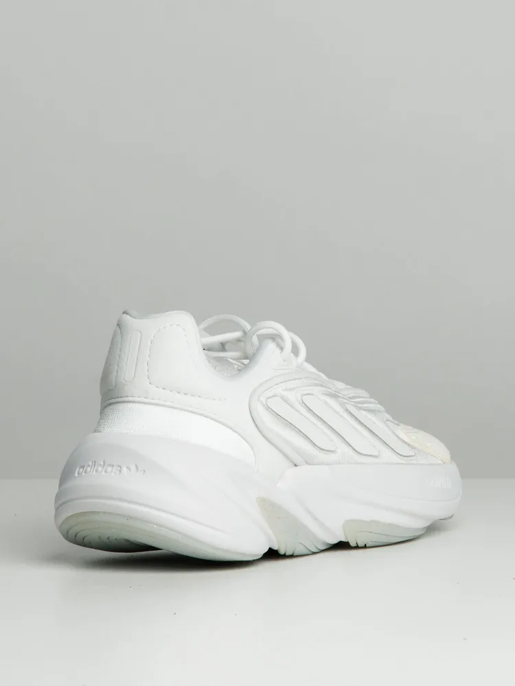 WOMENS ADIDAS OZELIA SNEAKERS - WHITE/WHITE CLEARANCE