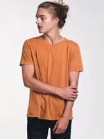 MENS VICTOR GARMENT CREW - AMBER CLEARANCE