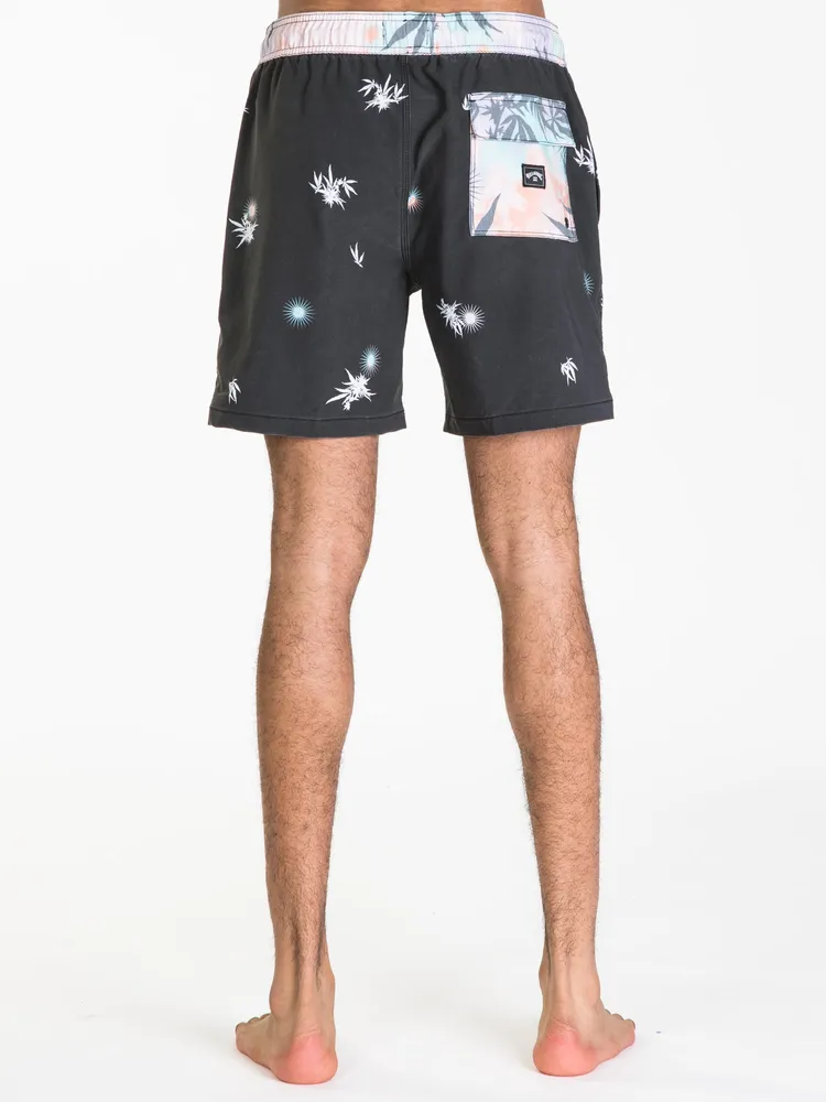 BILLABONG SUNDAYS LAYBACK SHORT