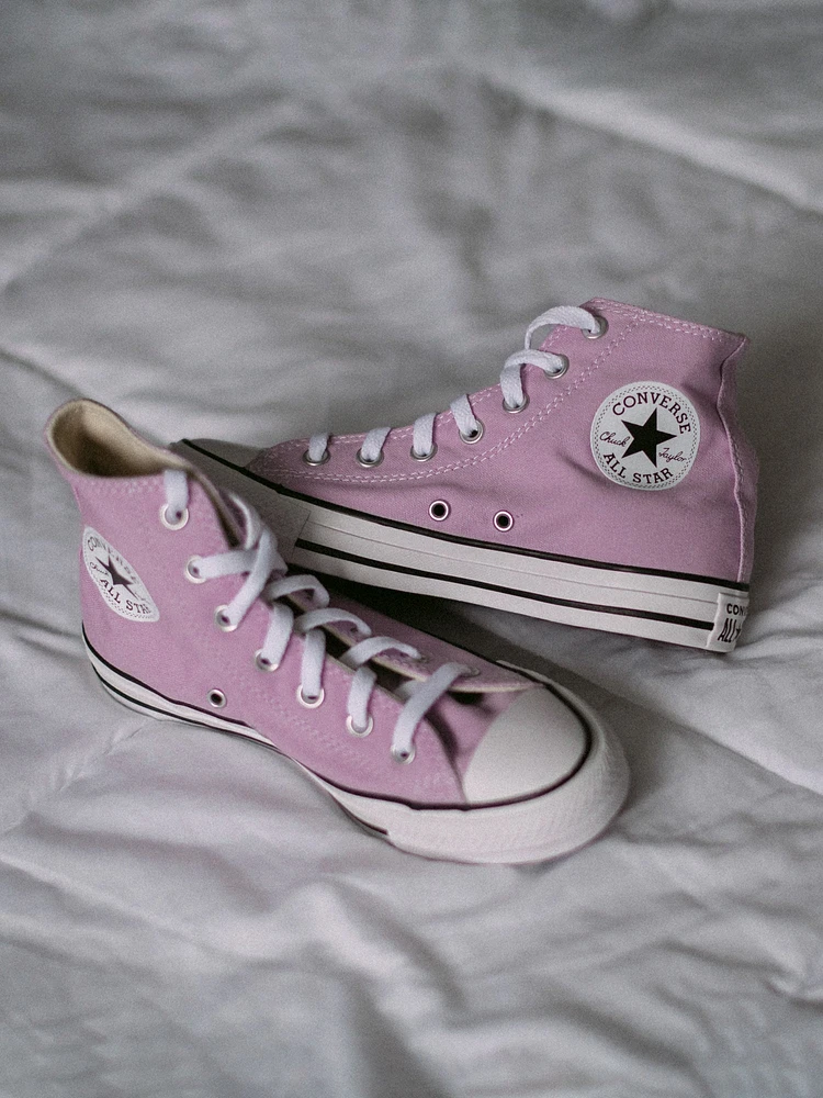 WOMENS CONVERSE CHUCK TAYLOR ALL STAR HIGH TOP - CLEARANCE