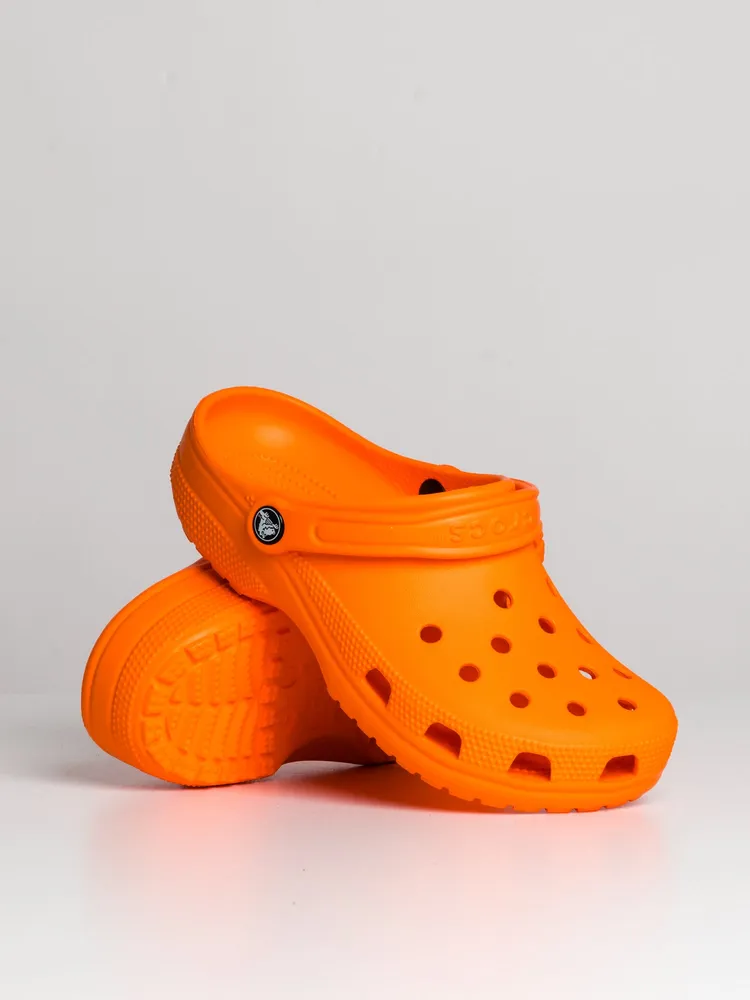 WOMENS CROCS CLASSIC ORANGE ZING CLOG - CLEARANCE