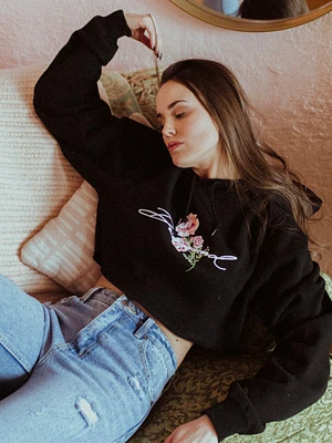 WOMENS GARDEN CROP PULLOVER HOODIE - BLK CLEARANCE