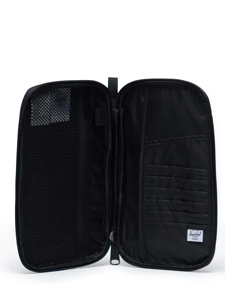 HERSCHEL SUPPLY CO. TRAVEL WALLET - BLACK - CLEARANCE