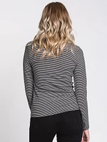 WOMENS KNIT TURTLE NECK - B/W CLEARANCE