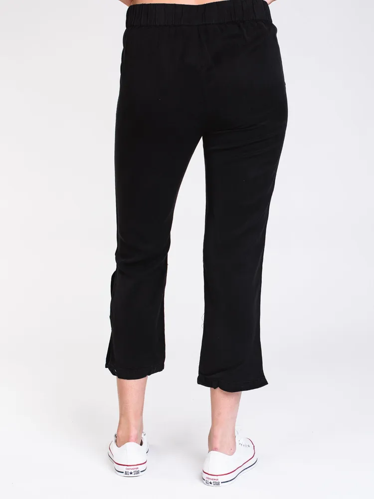 WOMENS LANGFORD 7/8 PANT - BLACK CLEARANCE