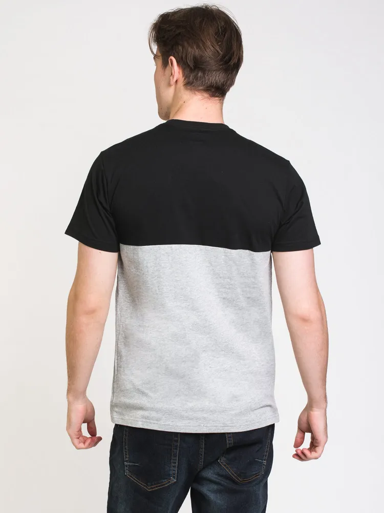 VANS CLRBLACK T-SHIRT - CLEARANCE