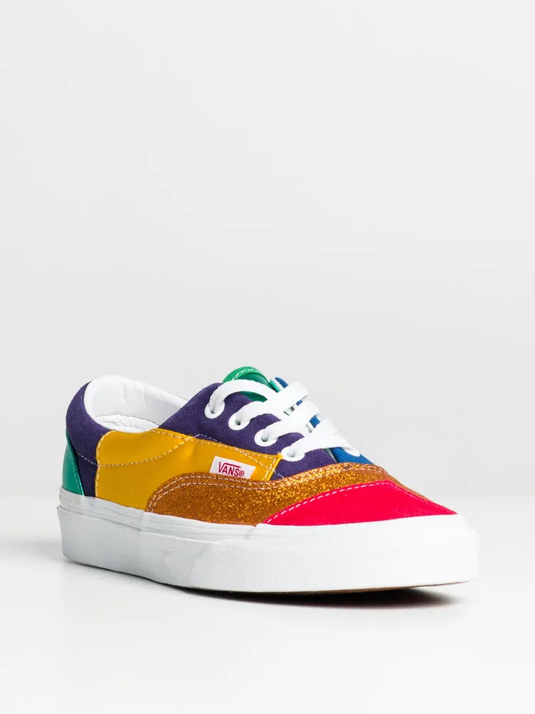 WOMENS VANS ERA SNEAKER - CLEARANCE