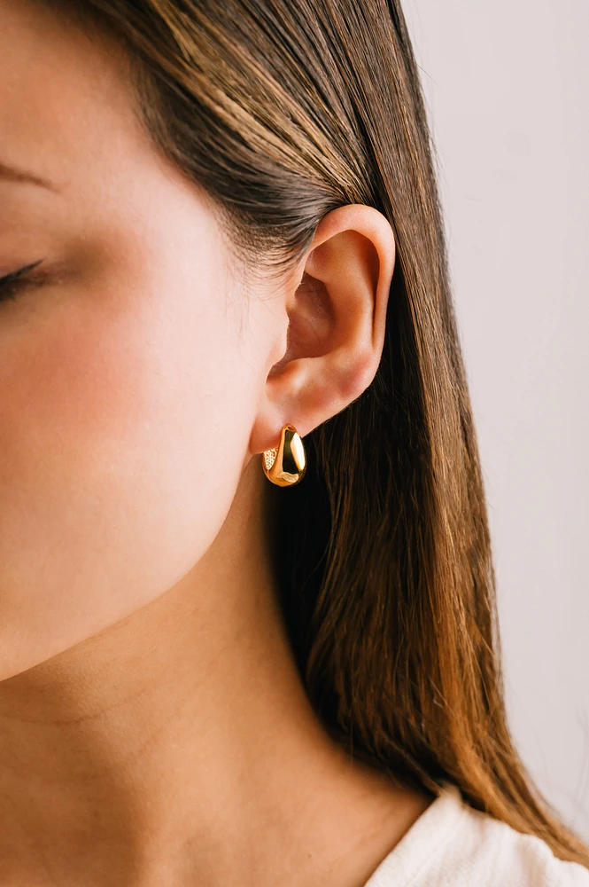 OVAL PUFF EARRINGS