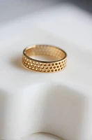 HONEYCOMB RING