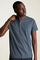 Jetsetter Performance Short Sleeve Henley