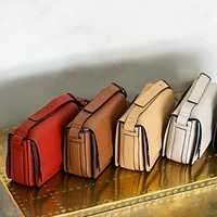FARAH 24