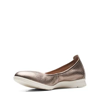 JENETTE EASE