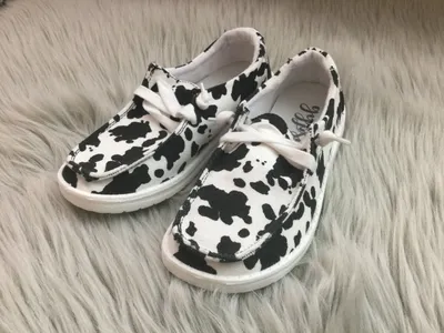 Youth WB Kitty cat (cow print)