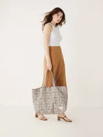 The Beach Tote Bag in Ginger